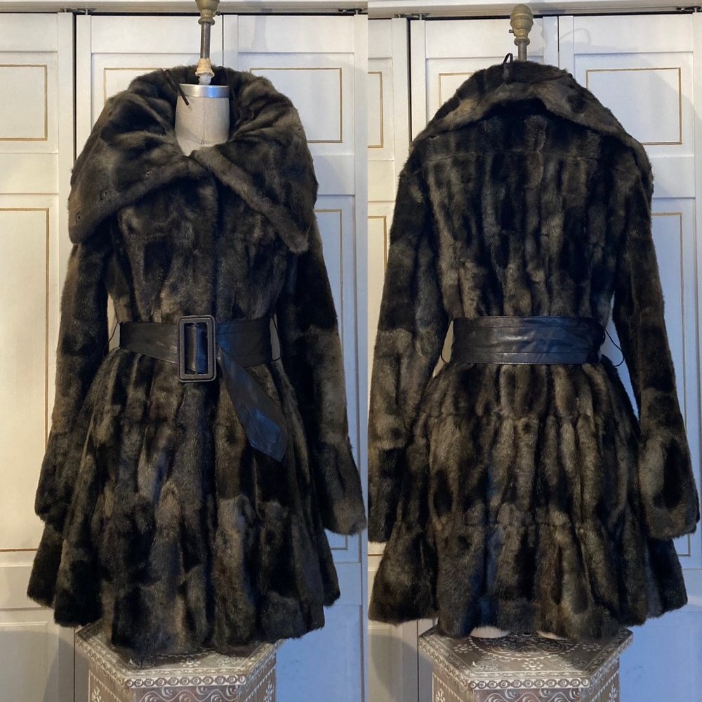 Womens Laundry Faux Fur coat with belt in Brown color, size M